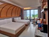 Quadruple room with pool view