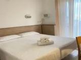 Economy Triple room with balcony