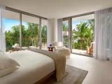 1 Bedroom Bungalow Double Suite with balcony