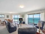 2 Bedrooms Apartment with ocean view