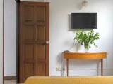Suite with city view
