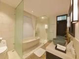Standard Triple room with garden view