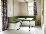2 Bedrooms Bungalow
