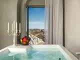 Suite with mountain view