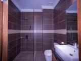 1 Bedroom Standard Triple Family room with city view