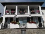 Double Cottage