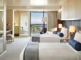 Vista Accessible Double Suite