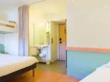 Standard Family Suite