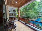 Standard room with pool view