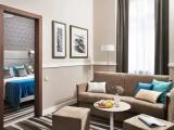 Suite with city view