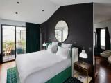 Suite with view