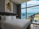 Classic Double room with partial view