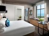 Standard room with lake view