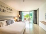 Premier room
