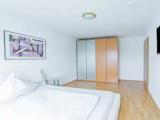 3 Bedrooms Apartment