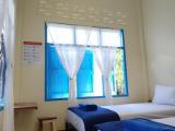 Standard Twin room with garden view