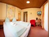 Standard Quadruple room with mountain view