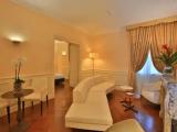Superior Single Suite