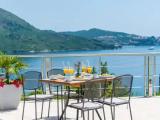 1 Bedroom Apartment with sea view