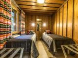 4 Bedrooms Apartment