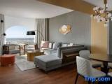 1 Bedroom Executive Double Club Suite