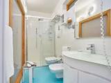 Standard Double room with partial sea view