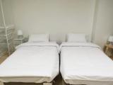 Standard Twin room with balcony