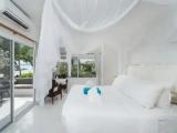 Bungalow beachfront