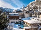 Classic Double Chalet (Le Petit Cervin) with mountain view