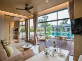 Club Villa with bay view