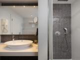 2 Bedrooms Apartment with balcony and with partial sea view