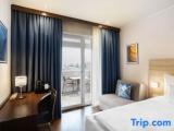 Standard Twin room with balcony
