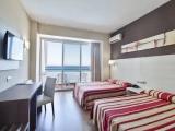 Standard room with mountain view