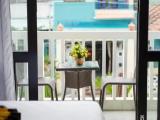 Deluxe Double room with pool view