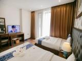 Deluxe Twin room with city view