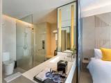 Deluxe Pool Access room