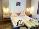 Standard Quintuple room