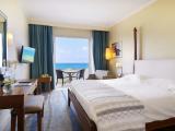 Deluxe room with balcony and with sea view