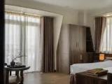 Deluxe Double room with city view