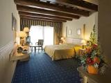 Standard room with balcony