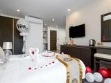 1 Bedroom Apartment with balcony