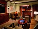 1 Bedroom Double Suite with mountain view