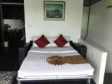 1 Bedroom Apartment with sea view