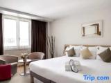 Quadruple Junior Suite