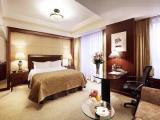 Deluxe Double room with city view