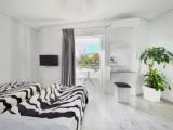 Standard Double room with city view