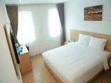 Superior Double room with city view
