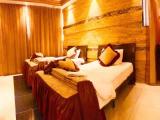 2 Bedrooms Single Family Suite