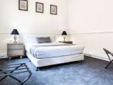 3 Bedrooms Apartment