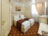 Economy Double Basement room